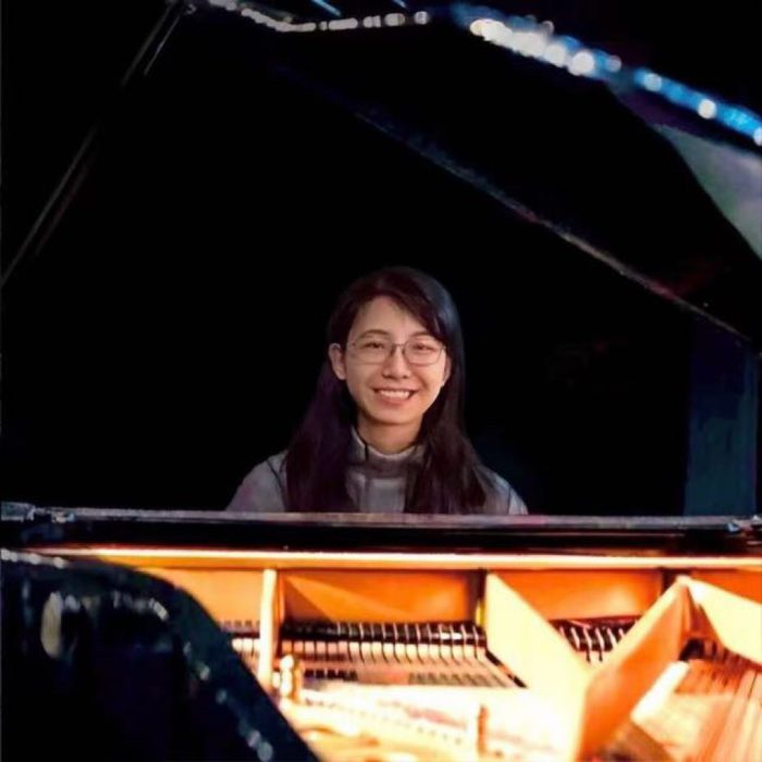 Hoi Wing (Acemca) Lam Piano